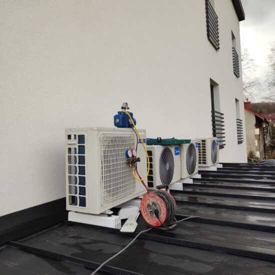 278598340_369107001897141_2608562863475199868_n